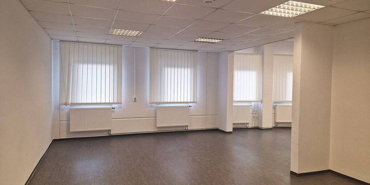 Gewerbeobjekt Döbeln Sörmitz - 5 Zimmer, 10.410&euro; | Angebot:25743296