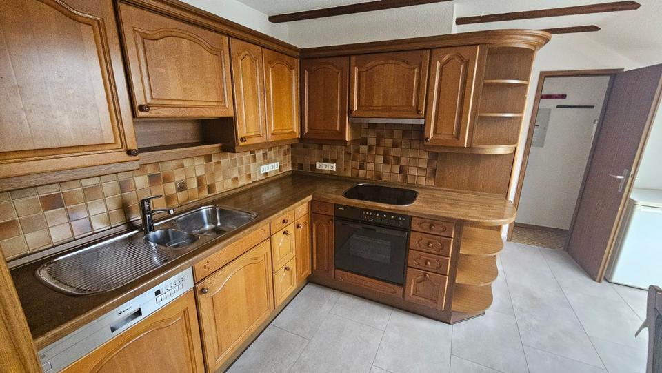 Dachgeschoßwohnung Walldürn - 3 Zimmer, 116 m&sup2;, 900&euro; | Angebot:25855227