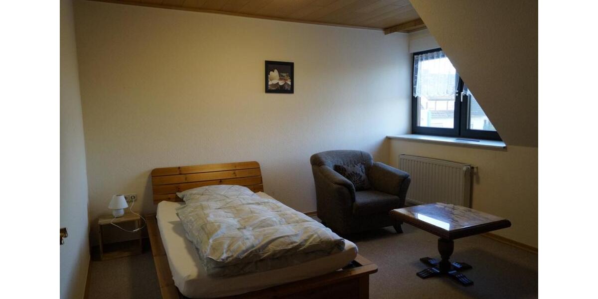 Wohnen auf Zeit Liebenau - 3 Zimmer, 100 m&sup2;, 35&euro; | Angebot:25804829