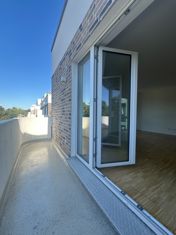 Wohnung zum Mieten in Berlin 1.750 € 98.84 m²