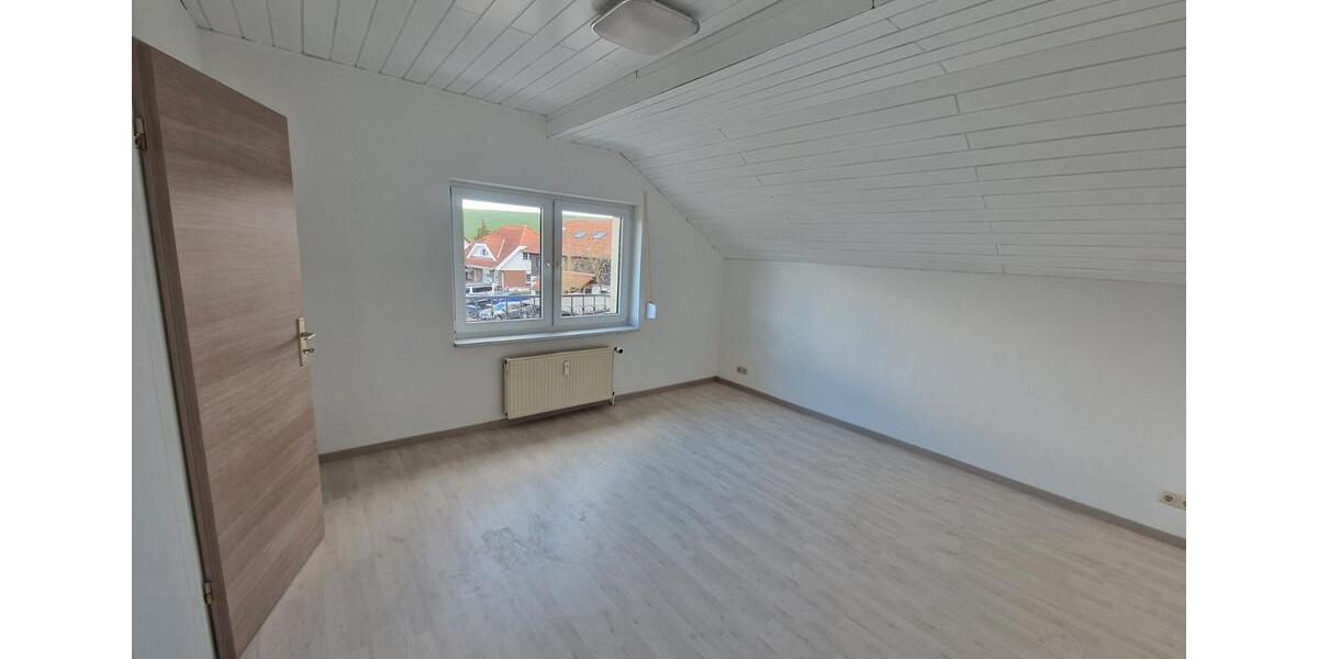 Etagenwohnung Büdingen - 4 Zimmer, 98 m&sup2;, 790&euro; | Angebot:26018260