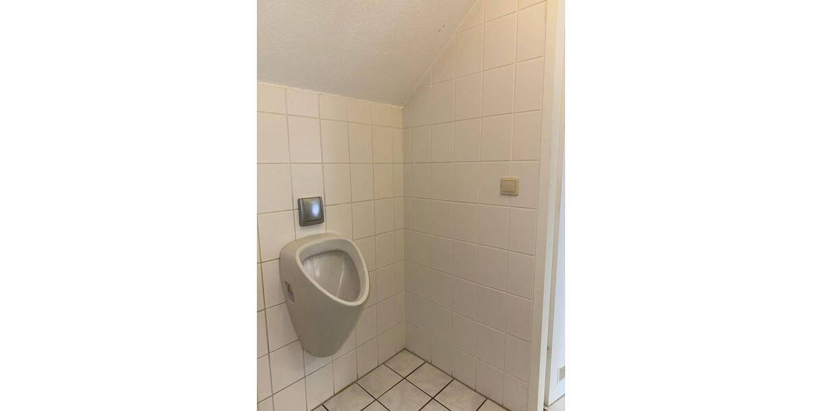 Gewerbeobjekt Syke - 4 Zimmer, 155 m&sup2;, 1.200&euro; | Angebot:26015512