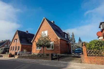 Haus Lauenburg/Elbe Elbe - 4 Zimmer, 110 m&sup2;, 1.600&euro; | Angebot:25080822