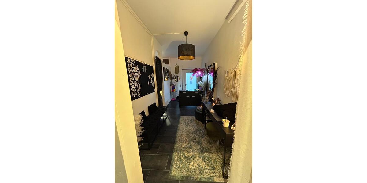 Erdgeschoßwohnung Frankfurt am Main Innenstadt - 2 Zimmer, 65 m&sup2;, 1.666&euro; | Angebot:24740404