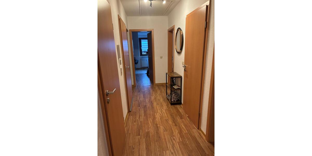 Dachgeschoßwohnung Schwalmstadt - 3 Zimmer, 55 m&sup2;, 440&euro; | Angebot:24572792