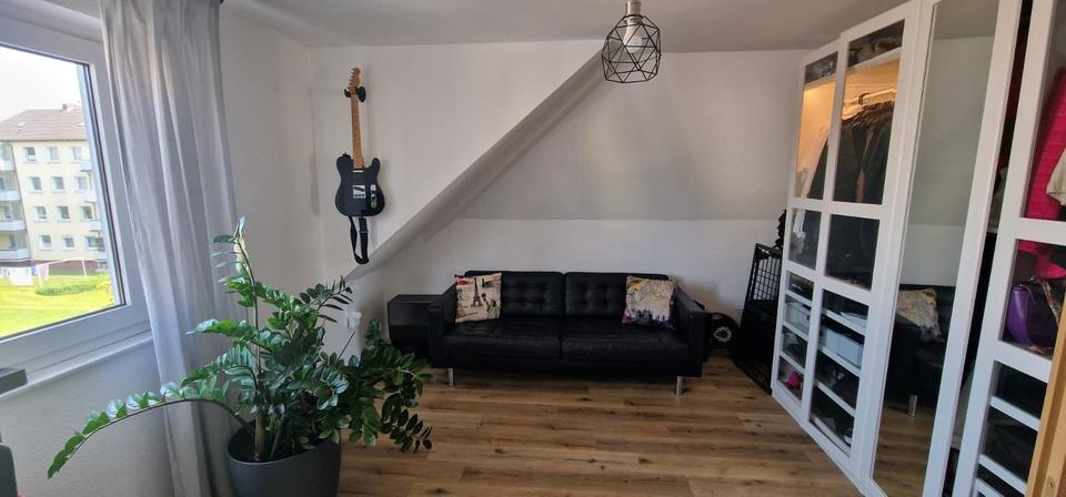 Maisonettenwohnung Duisburg Hochheide - 3 Zimmer, 82 m&sup2;, 900&euro; | Angebot:26648393
