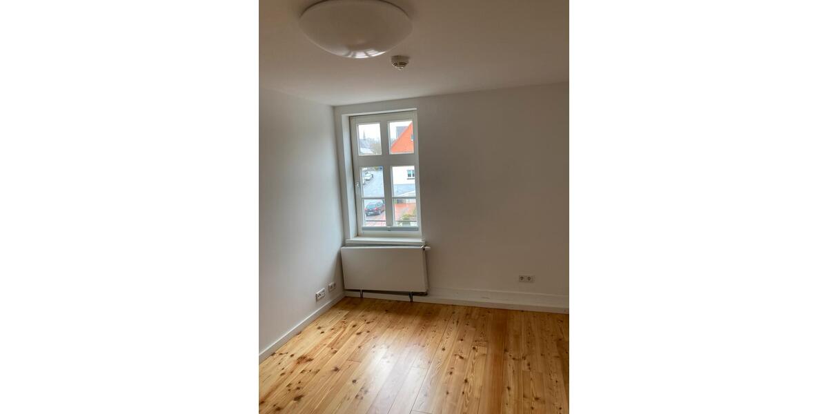 Dachgeschoßwohnung Warstein - 5 Zimmer, 129 m&sup2;, 900&euro; | Angebot:26612574