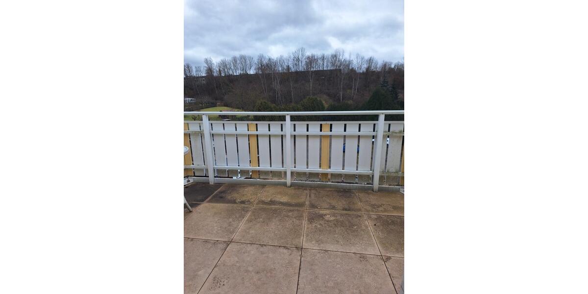 Dachgeschoßwohnung Pößneck - 2.5 Zimmer, 60 m&sup2;, 750&euro; | Angebot:24672571