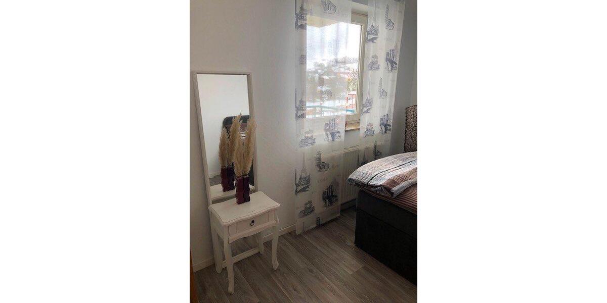 Etagenwohnung Oberschöna - 2 Zimmer, 50 m&sup2;, 325&euro; | Angebot:26367312