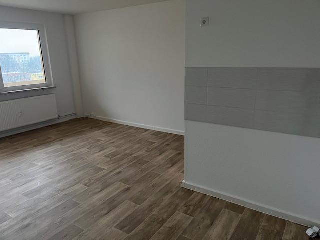Etagenwohnung Waren (Müritz) - 3 Zimmer, 63 m&sup2;, 413&euro; | Angebot:25568065