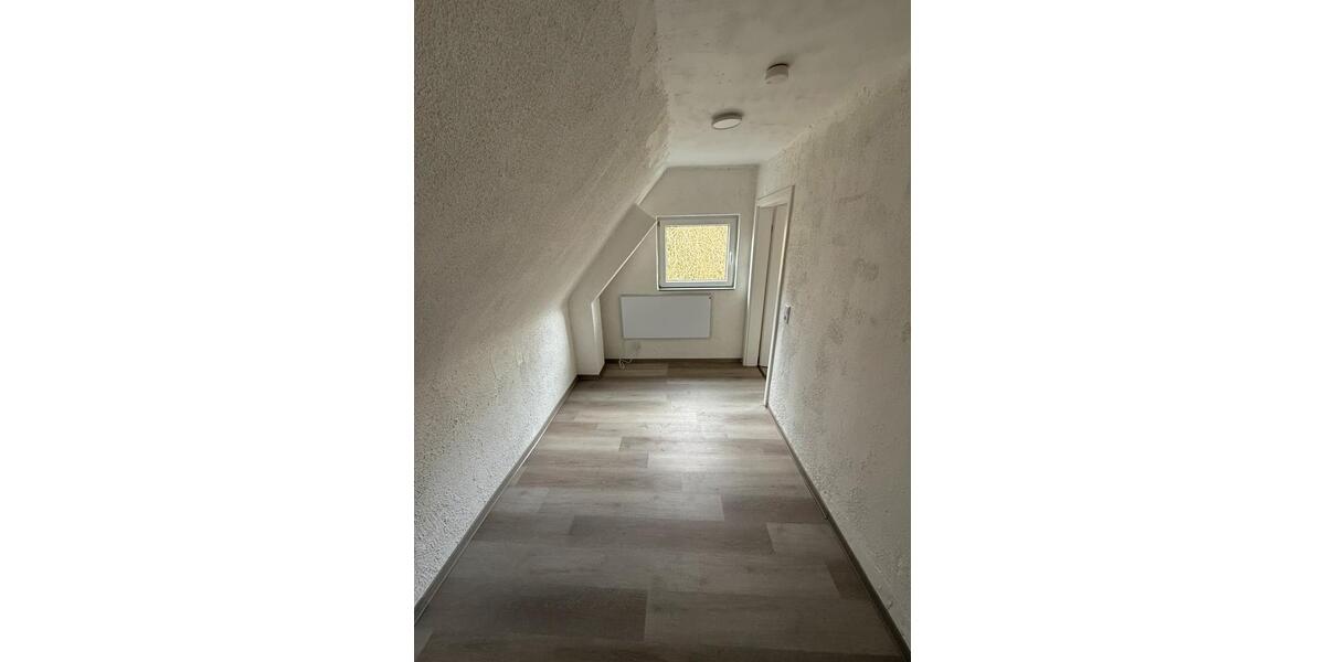 Terrassenwohnung Lübbecke - 5 Zimmer, 135 m&sup2;, 1.300&euro; | Angebot:26250351