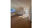 Dachgeschoßwohnung Wiehl - 2 Zimmer, 75 m&sup2;, 910&euro; | Angebot:24697642