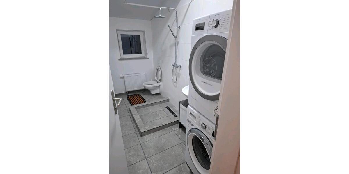 Wohnen auf Zeit Biebertal - 9 Zimmer, 15 m&sup2;, 399&euro; | Angebot:26120215