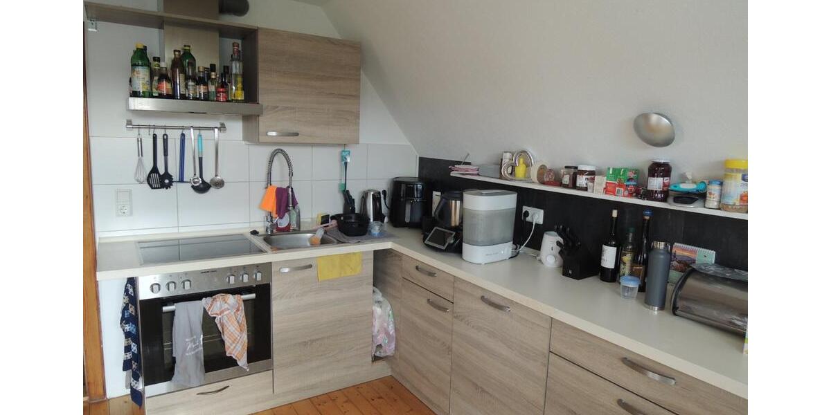 Helle, freundliche Wohnung mit Dachstudio 4 zimmer
