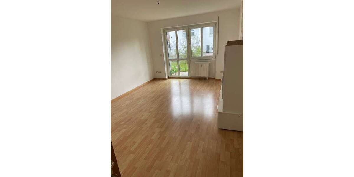 Etagenwohnung Aichach - 2.5 Zimmer, 65 m&sup2;, 780&euro; | Angebot:26215320