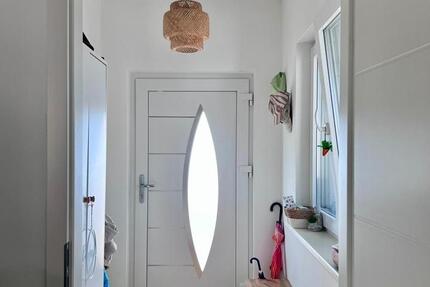 Haus Worms - 4 Zimmer, 100 m&sup2;, 1.200&euro; | Angebot:24870538