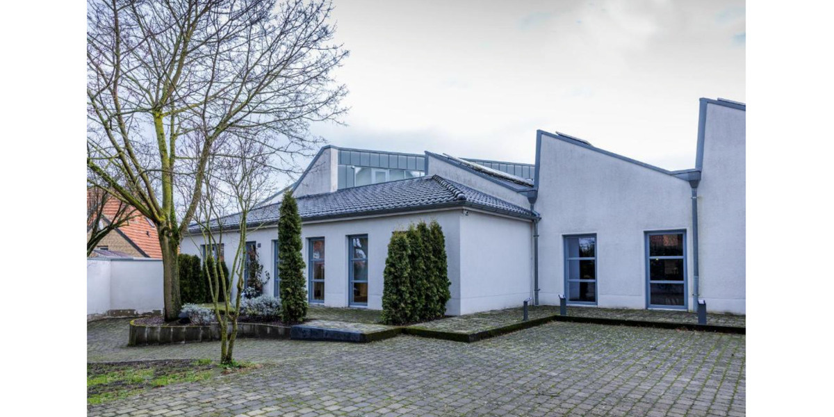 Wohnen auf Zeit Gütersloh - 4 Zimmer, 245 m&sup2;, 2.950&euro; | Angebot:25209028