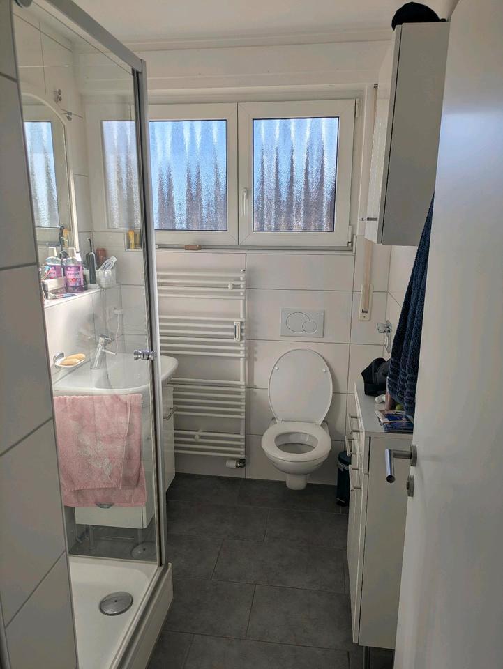 2er-WG in 123 qm zentralerruhiger Wohnlage, 4 Zimmer, 2 Balkone zimmer