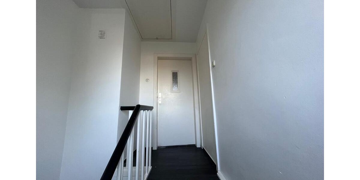 Dachgeschoßwohnung Langenhagen Brink - 3 Zimmer, 57 m&sup2;, 740&euro; | Angebot:27608275