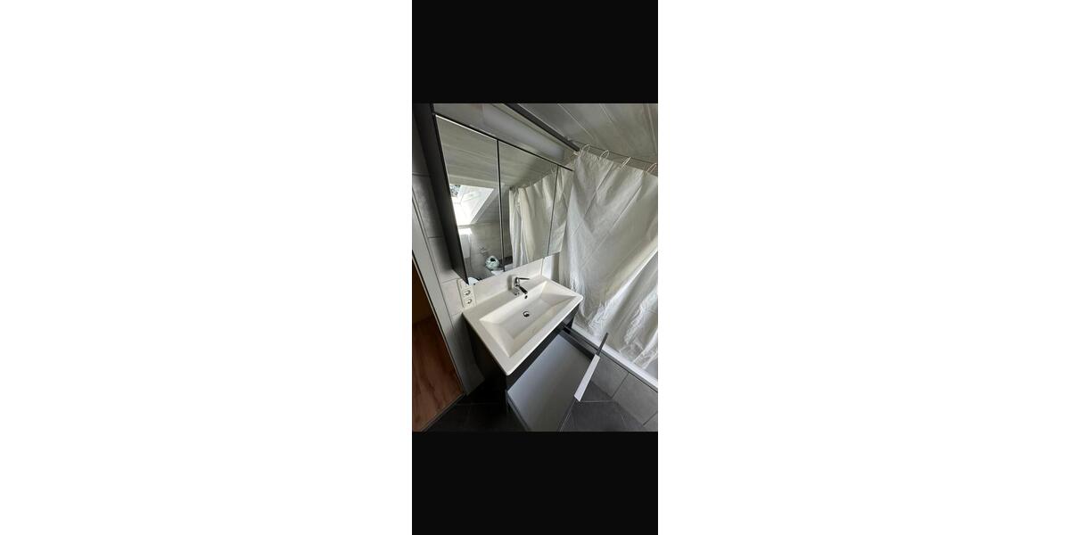 Dachgeschoßwohnung Mindelheim - 3 Zimmer, 60 m&sup2;, 990&euro; | Angebot:26671339