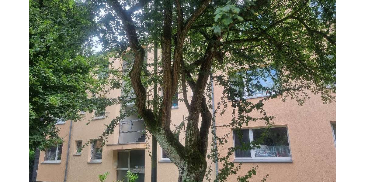 Etagenwohnung Düsseldorf Knittkuhl - 4 Zimmer, 78 m&sup2;, 900&euro; | Angebot:27005245
