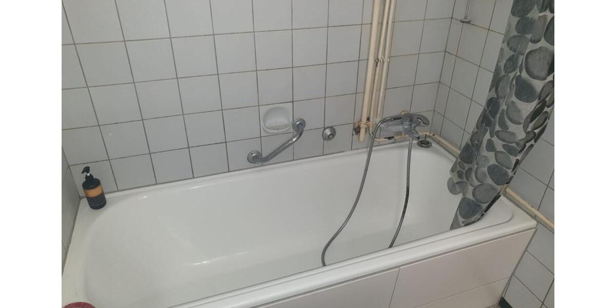 Etagenwohnung Singen (Hohentwiel) - 1 Zimmer, 37 m&sup2;, 429&euro; | Angebot:26316448