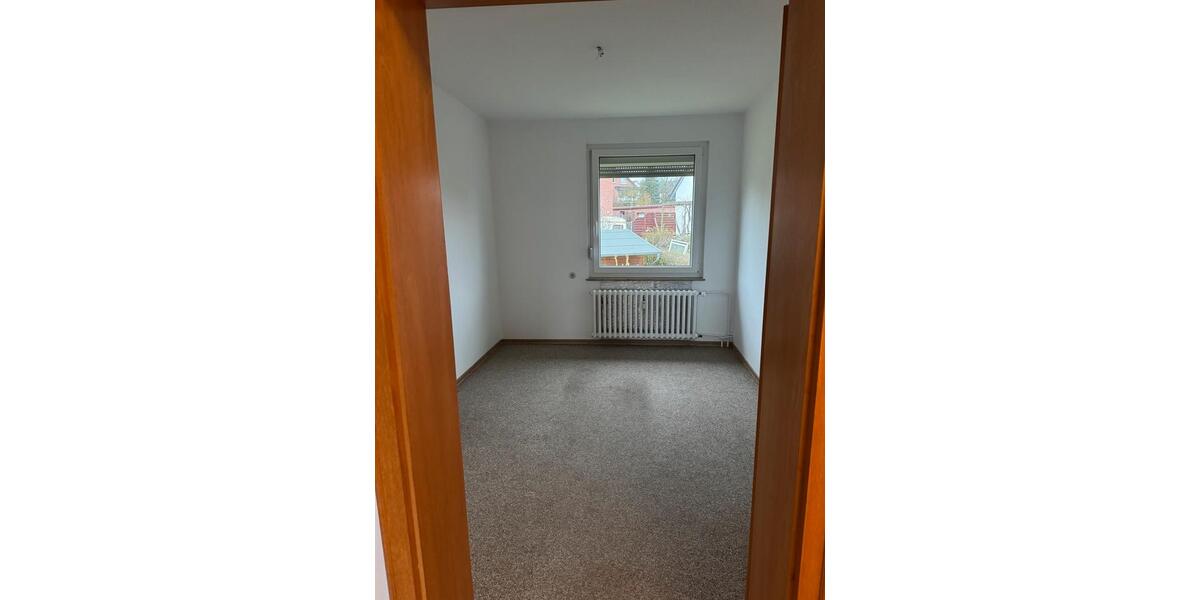Etagenwohnung Aerzen - 3 Zimmer, 83 m&sup2;, 500&euro; | Angebot:25100687