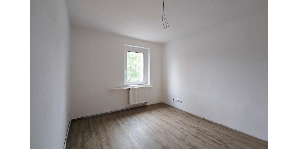 Etagenwohnung Merseburg - 4 Zimmer, 108 m&sup2;, 705&euro; | Angebot:26462684