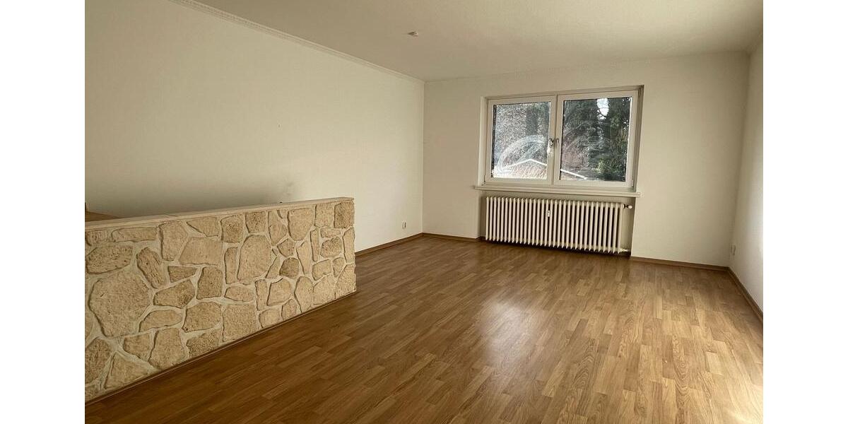 5-Zimmerwohnung mit Balkon, Garten und Garage mit direktem Zugang zur Wohnung 5 zimmer