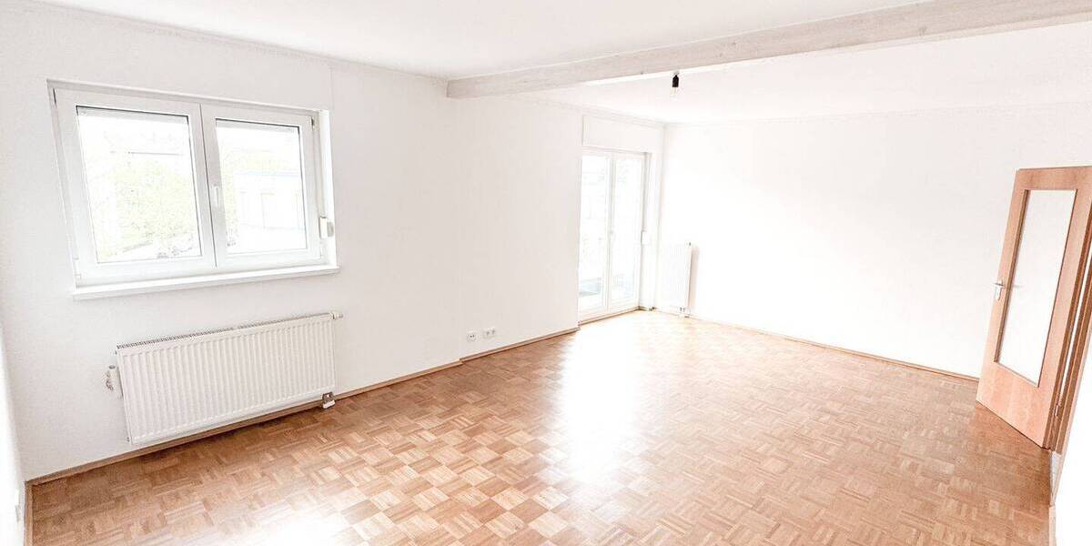 Etagenwohnung Karlsruhe Mühlburg - 3 Zimmer, 92 m&sup2;, 1.200&euro; | Angebot:26305957