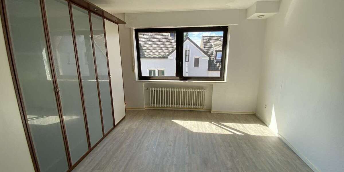 Etagenwohnung Gütersloh - 2 Zimmer, 80 m&sup2;, 625&euro; | Angebot:26943036