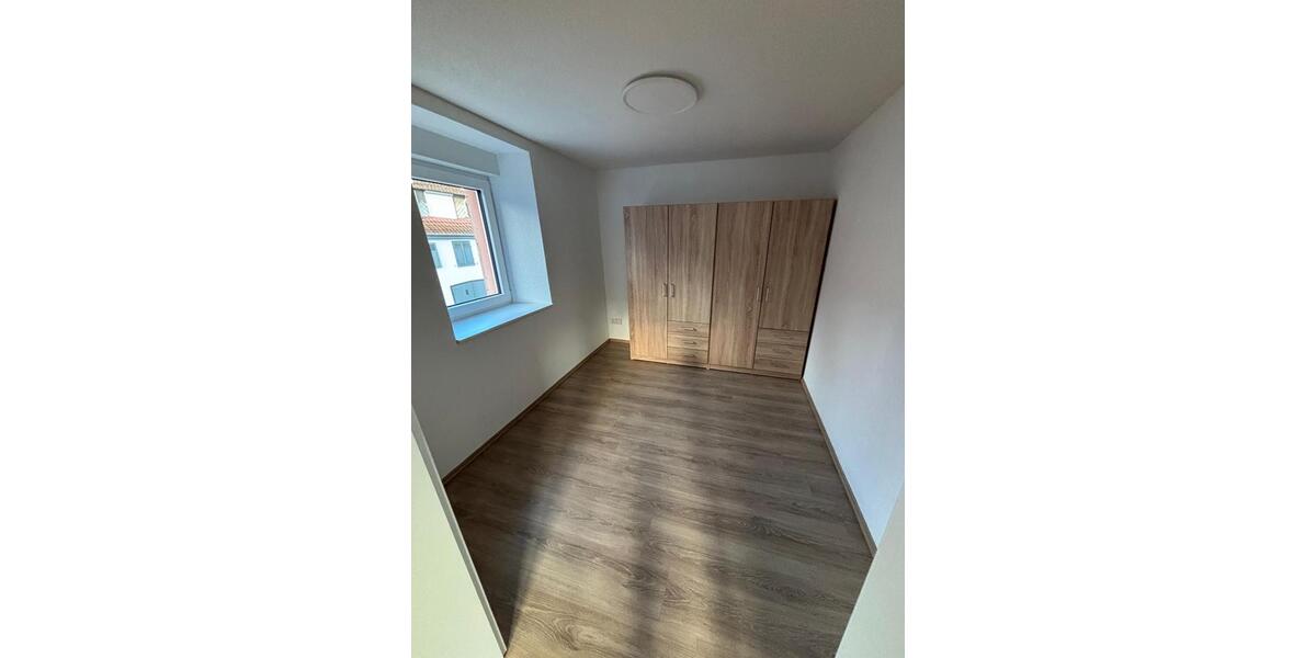 Einfamilienhaus Mehlingen - 8 Zimmer, 135 m&sup2;, 1.650&euro; | Angebot:26566911