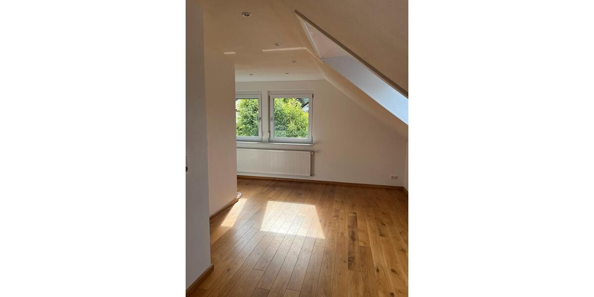 Dachgeschoßwohnung Michelstadt - 3 Zimmer, 60 m&sup2;, 860&euro; | Angebot:26595243