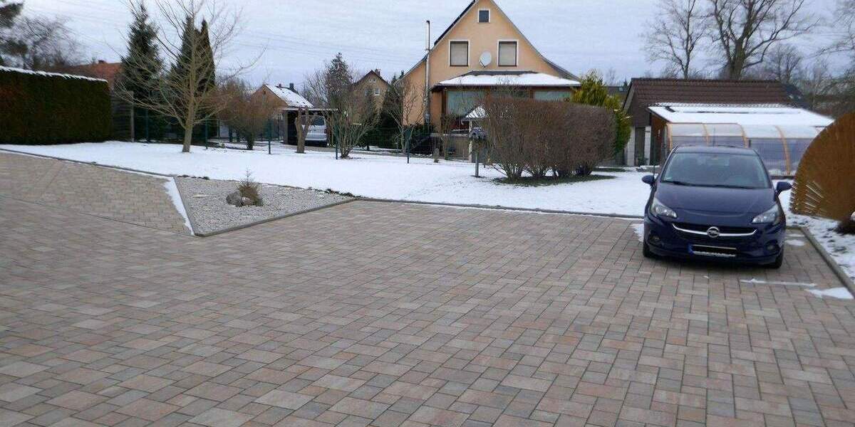 Etagenwohnung Gersdorf - 2 Zimmer, 57 m&sup2;, 300&euro; | Angebot:26251028