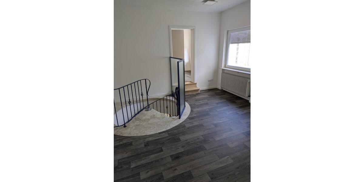 Gewerbeobjekt Maikammer - 1.200&euro; | Angebot:24868852