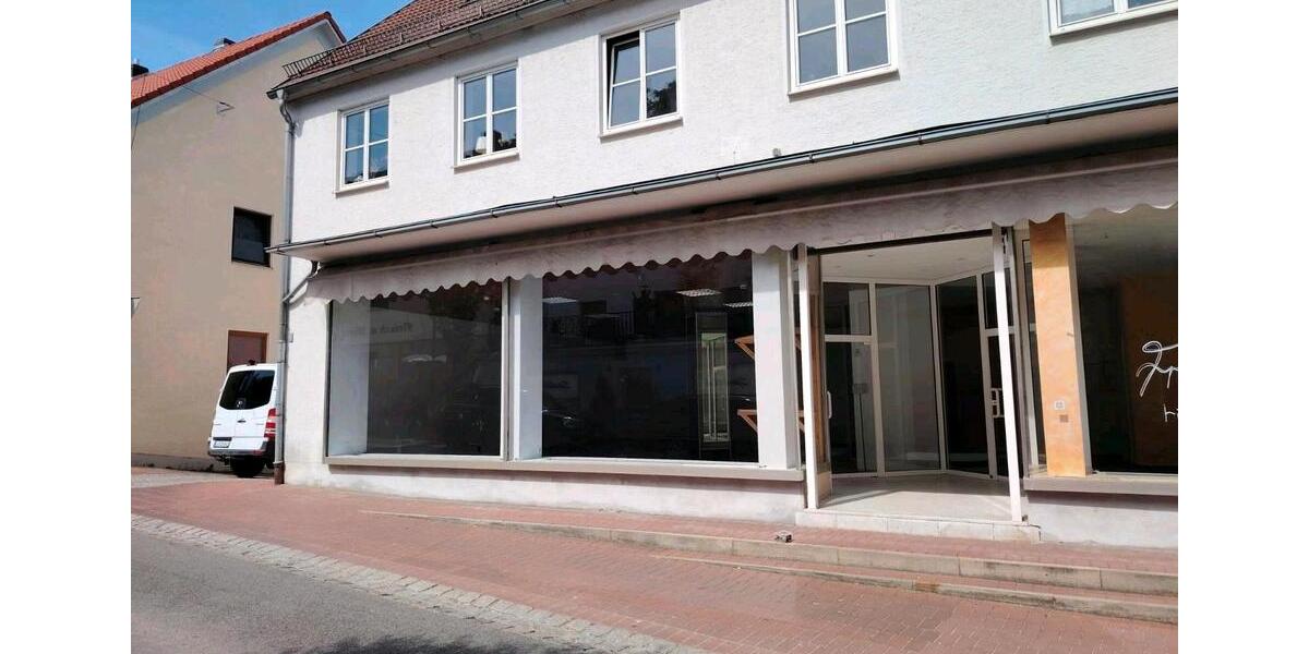 Gewerbeobjekt Rottenburg an der Laaber - 1.000&euro; | Angebot:26439789