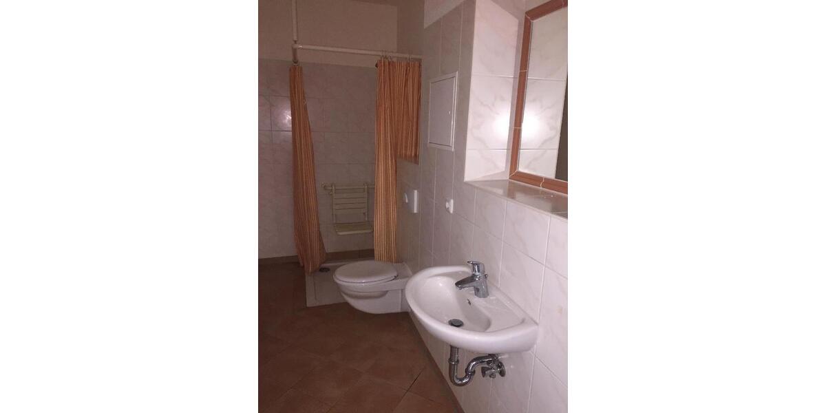 Etagenwohnung Riesa - 1 Zimmer, 41 m&sup2;, 281&euro; | Angebot:26477159