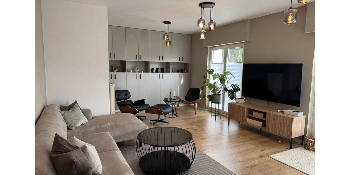 Maisonettenwohnung Duisburg Rheinhausen - 7 Zimmer, 210 m&sup2;, 2.499&euro; | Angebot:26702259