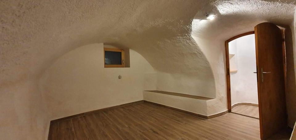 Etagenwohnung Samerberg - 5 Zimmer, 175 m&sup2;, 1.690&euro; | Angebot:24670441