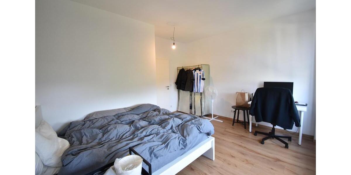 Etagenwohnung Düsseldorf Stadtbezirk 2 - 3 Zimmer, 106 m&sup2;, 1.650&euro; | Angebot:23457325