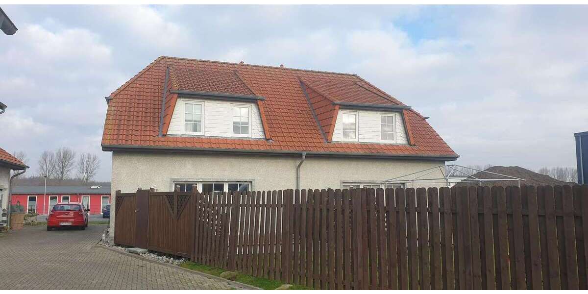 Einfamilienhaus Oldenburg - 5 Zimmer, 103 m&sup2;, 1.236&euro; | Angebot:26731806