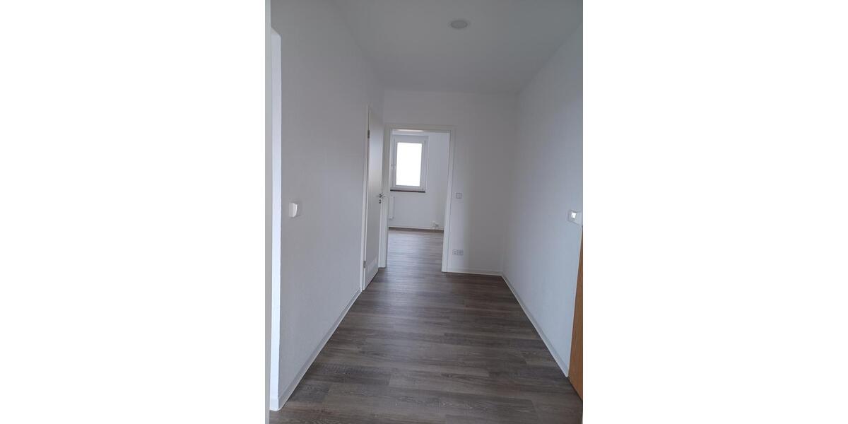 Etagenwohnung Wolmirstedt - 3 Zimmer, 64 m&sup2;, 385&euro; | Angebot:25579455