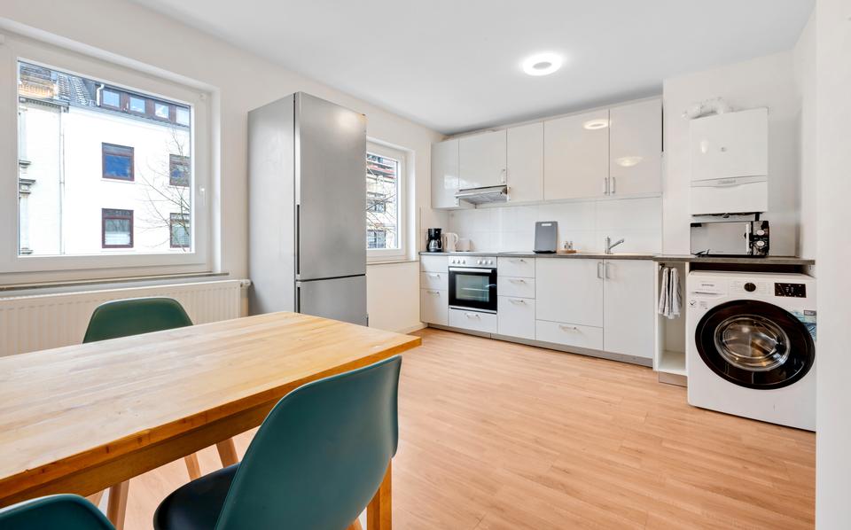 Wohnen auf Zeit Bremen Burglesum - 10 Zimmer, 200 m&sup2;, 20&euro; | Angebot:17434768