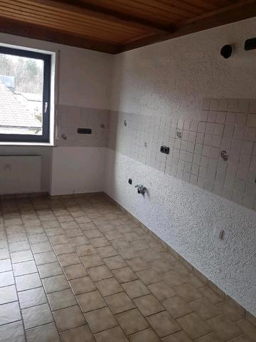 Dachgeschoßwohnung Schnaittenbach - 4 Zimmer, 130 m&sup2;, 1.050&euro; | Angebot:26223709