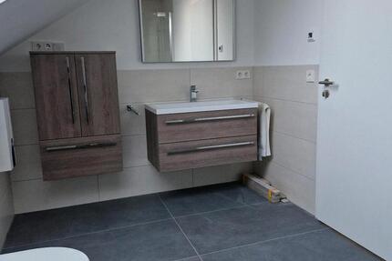 Wohnung Hohenroth - 7 Zimmer, 90 m&sup2;, 700&euro; | Angebot:25353311