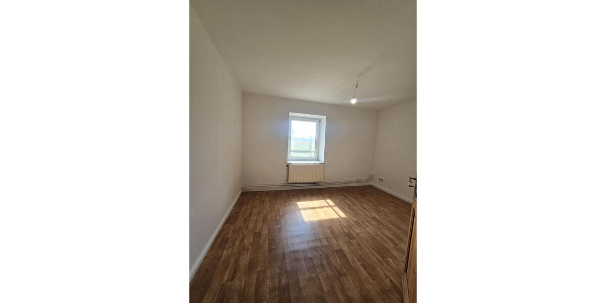 Erdgeschoßwohnung Kaltenkirchen - 4 Zimmer, 105 m&sup2;, 1.100&euro; | Angebot:26199144