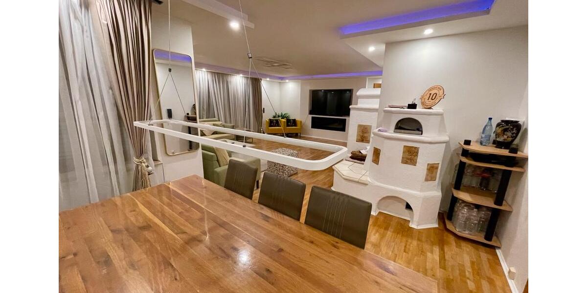 Einfamilienhaus Kirchheim - 9 Zimmer, 300 m&sup2;, 1.500&euro; | Angebot:26580932
