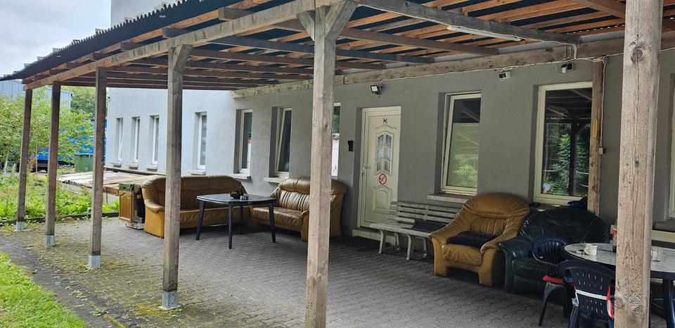 Wohnen auf Zeit Georgenthal - 9 Zimmer, 340 m&sup2;, 15&euro; | Angebot:26321447
