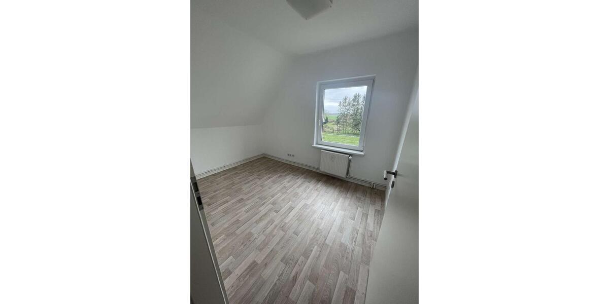 Dachgeschoßwohnung Grevesmühlen - 3.5 Zimmer, 63 m&sup2;, 473&euro; | Angebot:22712934