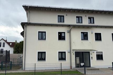 Wohnung Neuburg an der Donau - 3 Zimmer, 75 m&sup2;, 1.040&euro; | Angebot:26489906